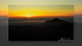 朝陽と霧島連山