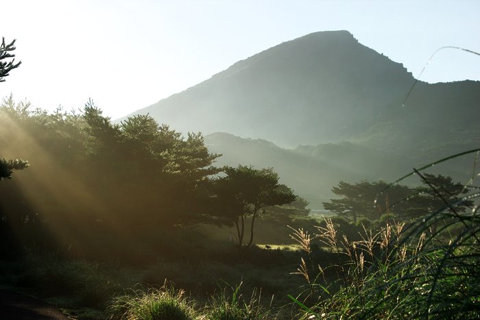 韓国岳の夜明け