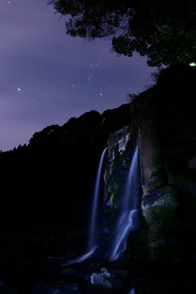 夜の桐原の滝